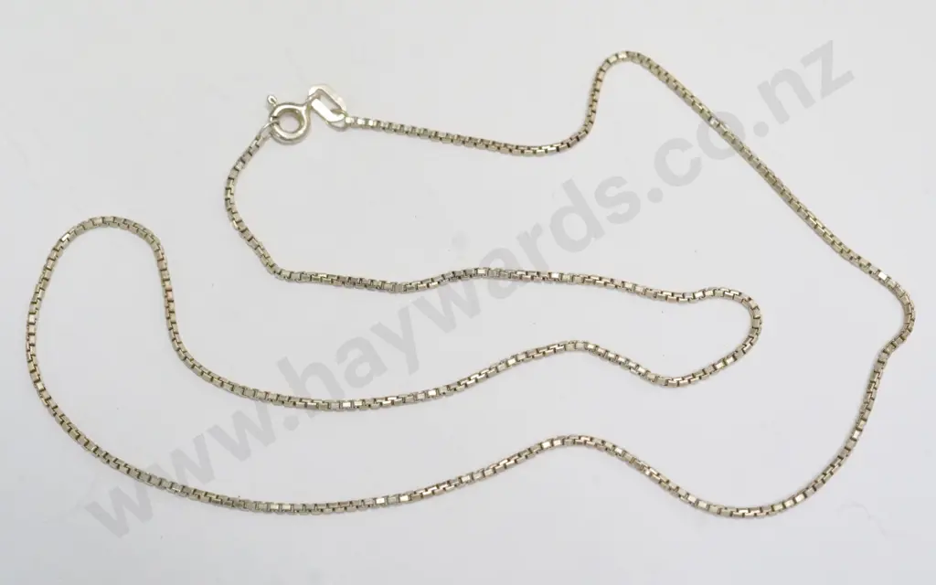 silver chain stamped 925 Image 1++