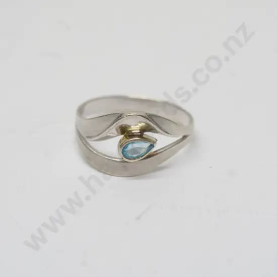 silver aquamarine ring stamped 925