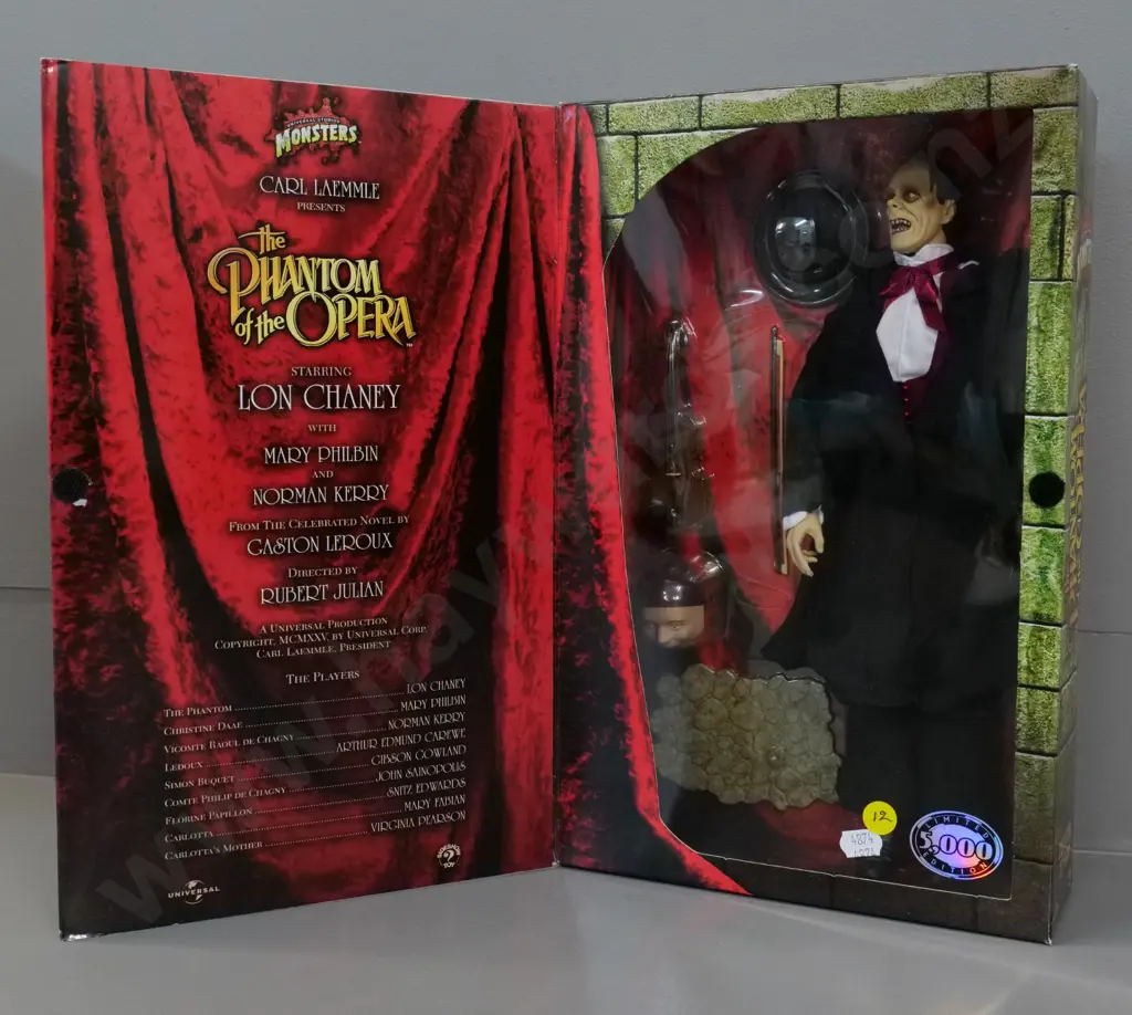 Universal Studios Monsters collectable 12" figure in original box - Lon Chaney in Phantom of the Opera Image 1++