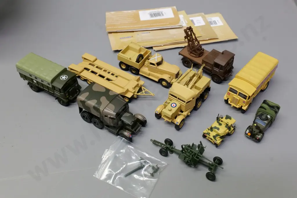 9 pieces Oxford die-cast 1:76 scale model military vehicles and artillery - with box ends Image 1++