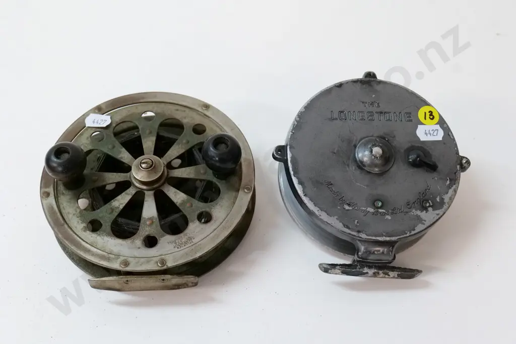 2 large metal fishing reels - Hardy Bros. Longstone and Pflueger Sal-Trout D-150 Image 1++