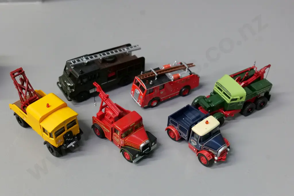 6 assorted Oxford die-cast 1:76 scale model vehicles - wreckers and fire trucks Image 1++