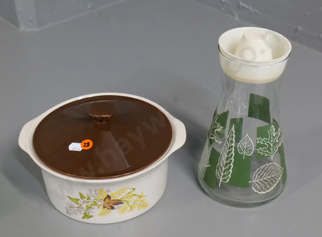 Crown Lynn Autumn Splendour lidded casserole D-200 and a retro carafe with plastic lid Image 1++