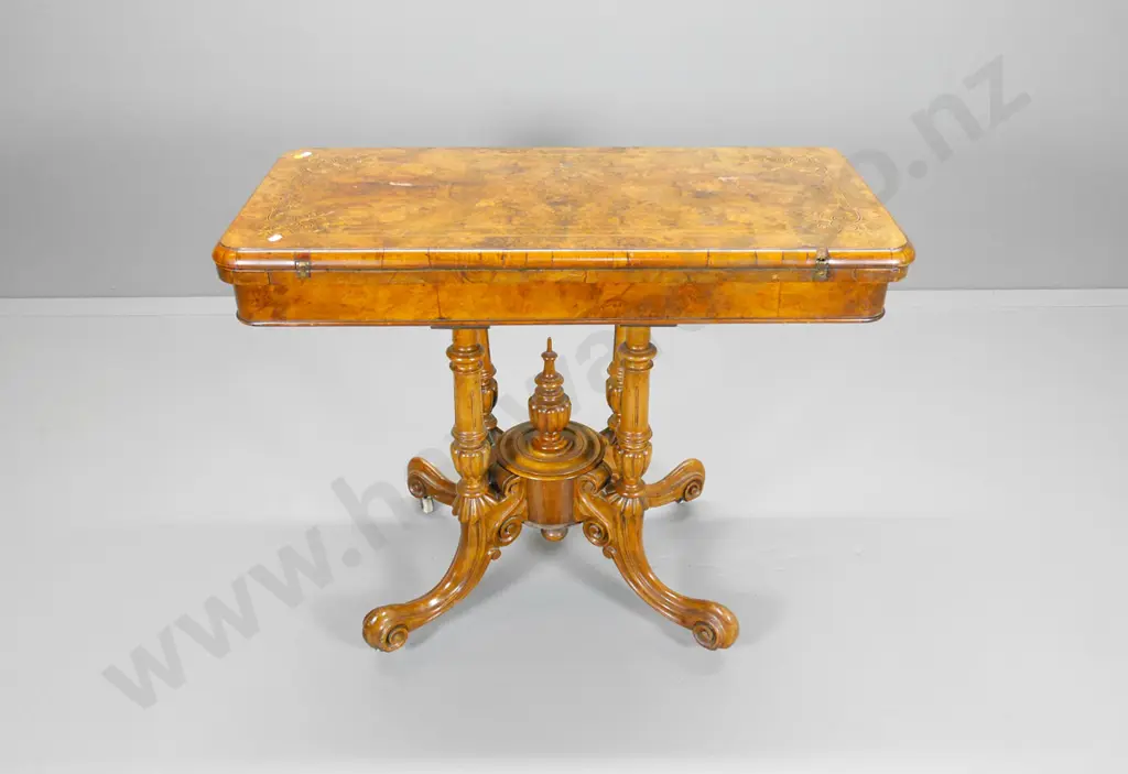 Victorian walnut games table w/ burr & marquetry top, column base - veneer loss & bubbling H740 L91 W440 closed0 Image 1++