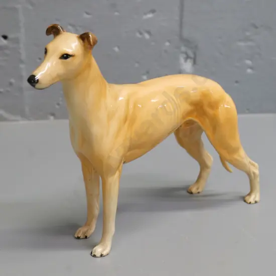 Beswick dog figurine - H-150 L-170