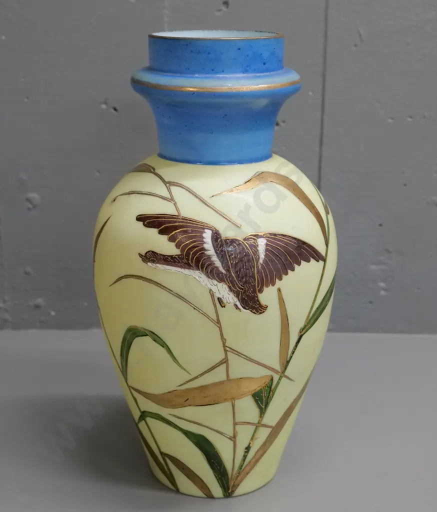 vintage hand-painted glass vase w/oriental bamboo & duck motif - small flaw to finish H-310 D-160 Image 1++