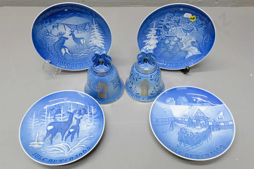 2 Bing & Grondahl Christmas bells H-130 and matching year plates - 1980 & 81 and 2 other Christmas plates - 1965 & 69 Image 1++