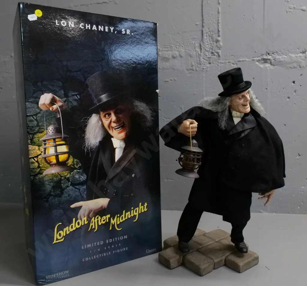 boxed Sideshow Collectables limited edition 1:4 scale figure - Lon Chaney Sr - London After Midnight H450 Image 1++