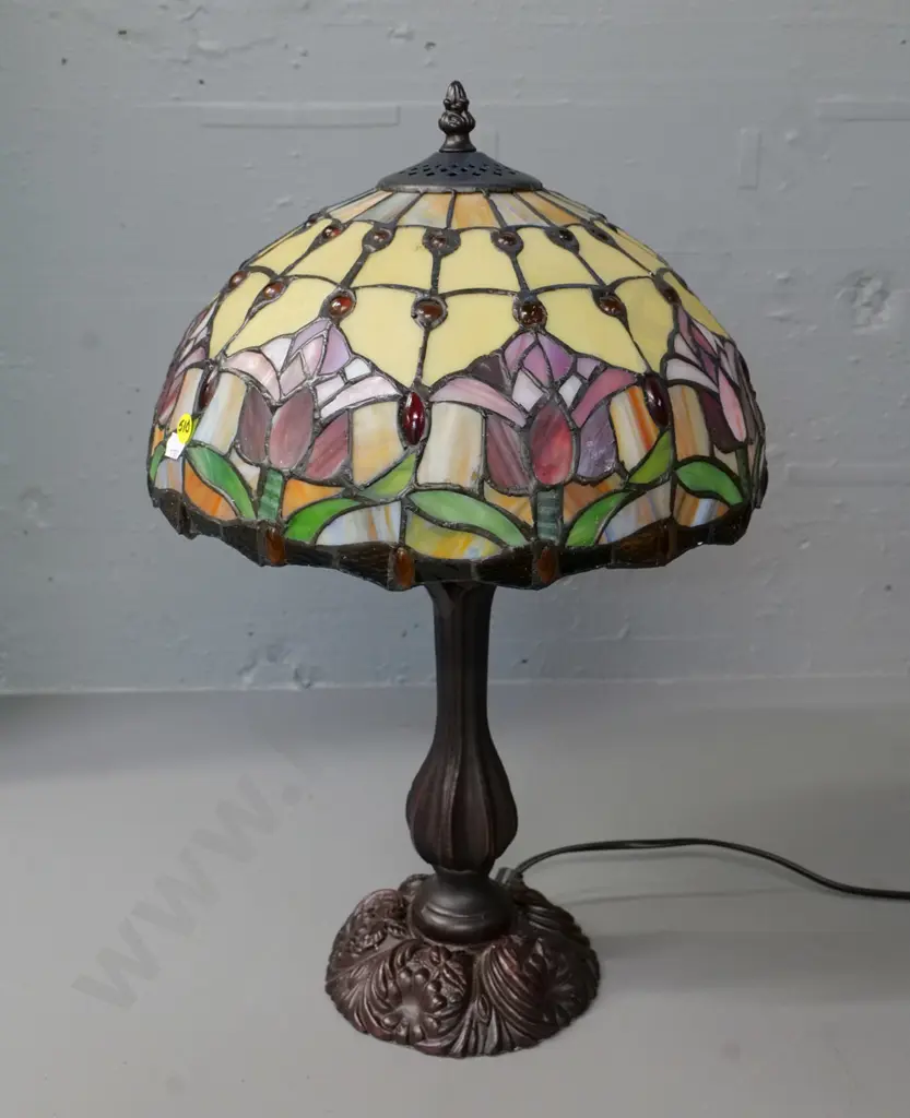 reproduction Tiffany style table lamp with composite base, floral motif glass shadeH-520 Image 1++
