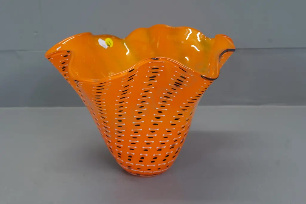 Hoglund art glass orange fluted bowl with black and white pattern H-170 Diameter 250 Image 1++