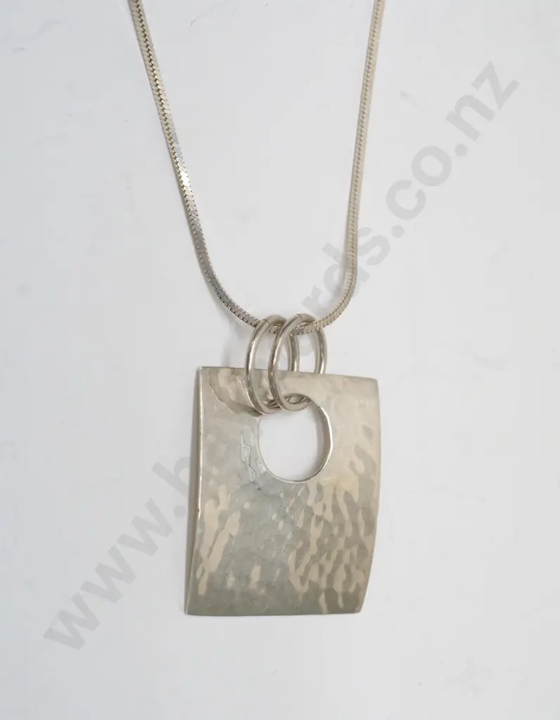 silver pendant stamped 925 Image 1++