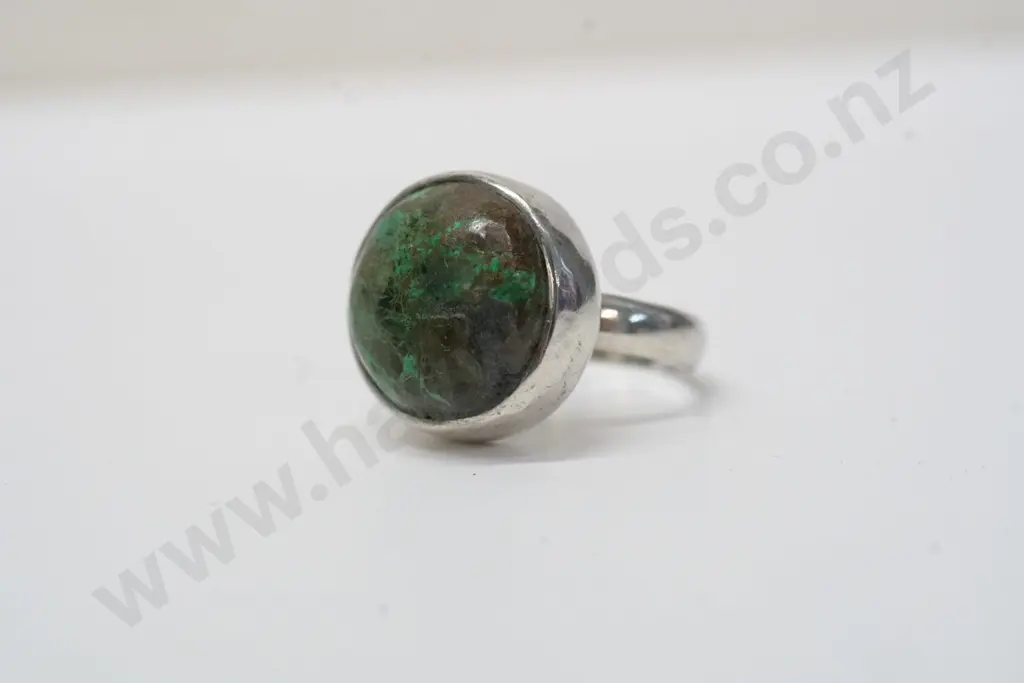 silver green/brown stone ring stamped 925 Image 1++