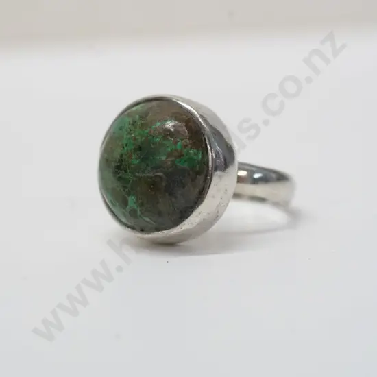 silver green/brown stone ring stamped 925