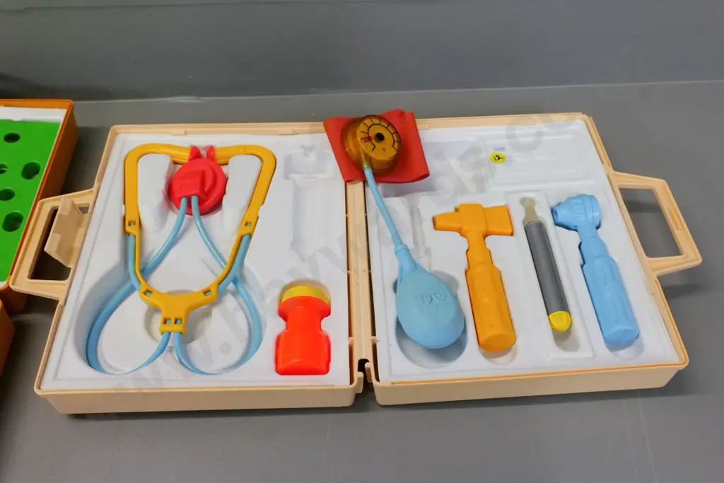 two retro Fisher-Price play sets - medical kit with missing syringe & tool set which may have missing piece 80x260x200 Image 1++