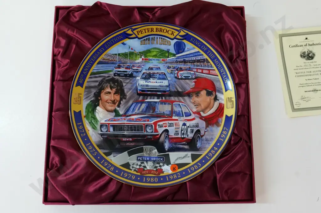 Bradford Exchange Peter Brock collector's plate D-300, in original box - 2012 40th anniversary Image 1++