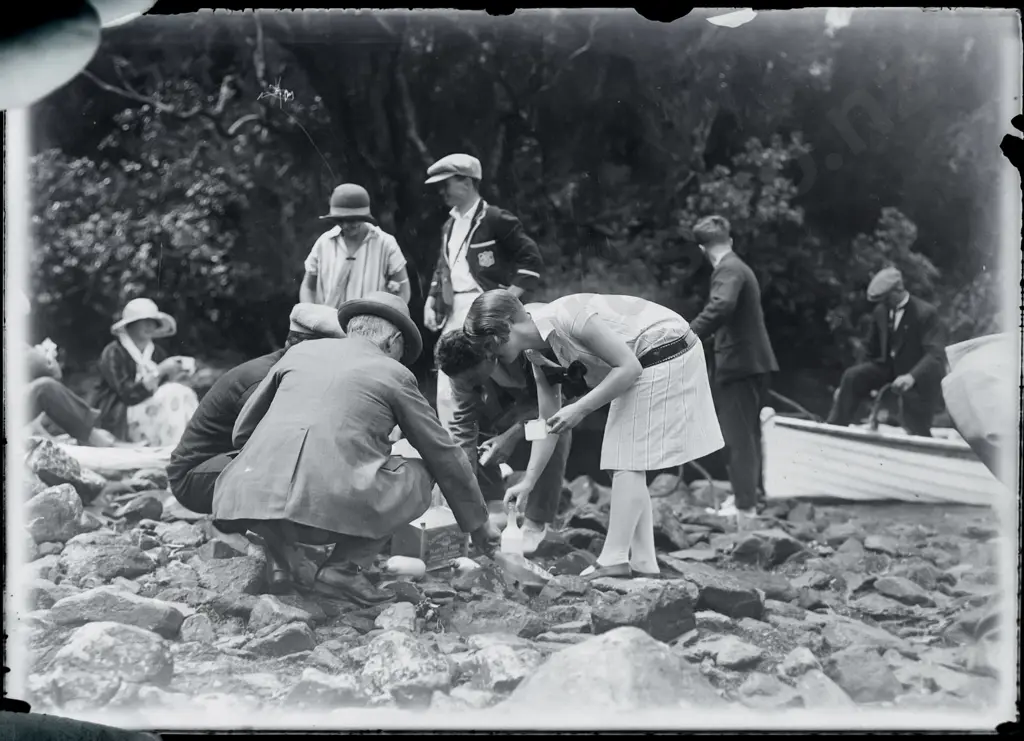 EA Philips studio? 3 boxes glass plate negatives: 1927 Oreti Beach motor races, Bluff, Stewart Island, etc. Image 1++