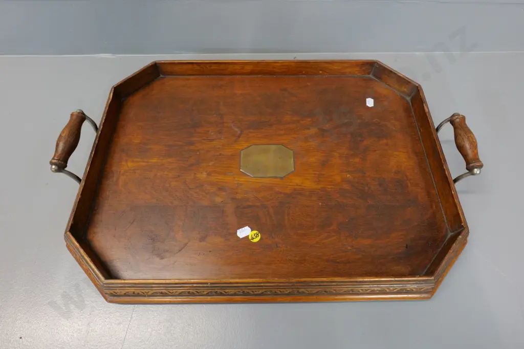 wooden tray with wood and metal handles, no engraving on brass presentation plaque L-520 W-370 Image 1++