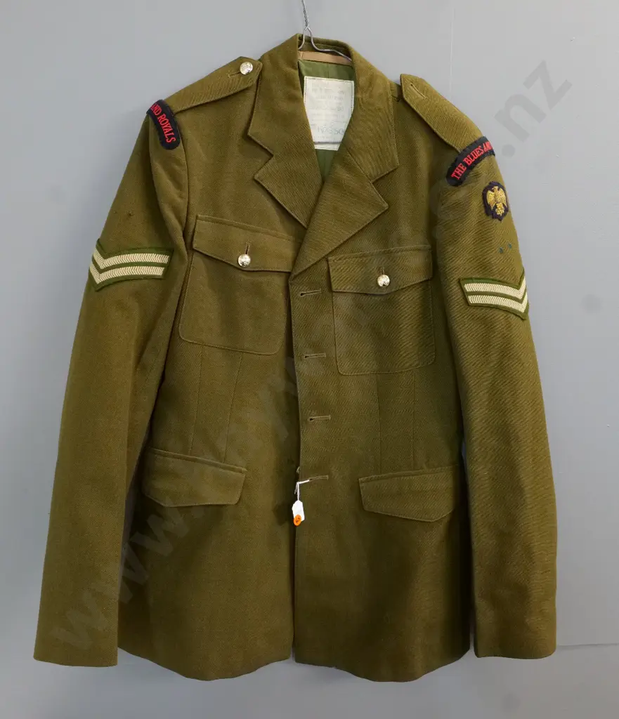 vintage army dress jacket with "Blues and Royals" shoulder patches Image 1++