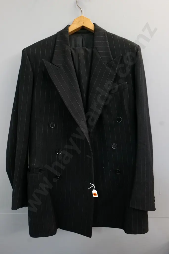 vintage pin-stripe double breasted man's suit with Bob Shepherd Dunedin label Image 1++