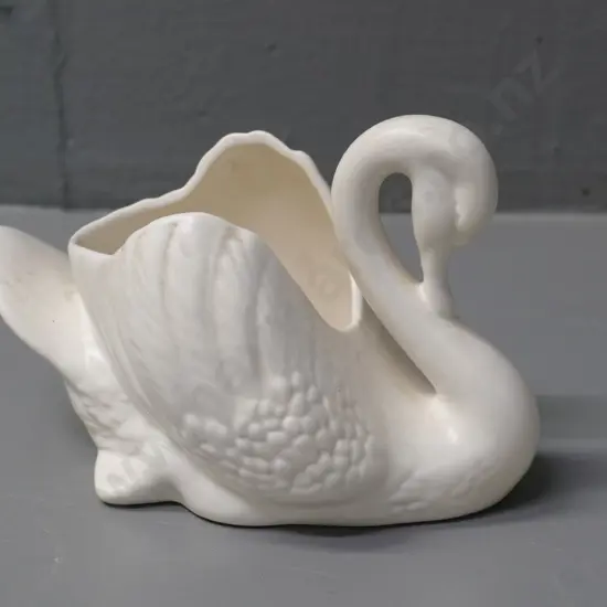 small Crown Lynn swan vase No. 154 - hairline crack to rim
