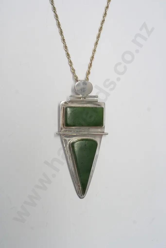 large greenstone pendant stamped 925 Image 1++