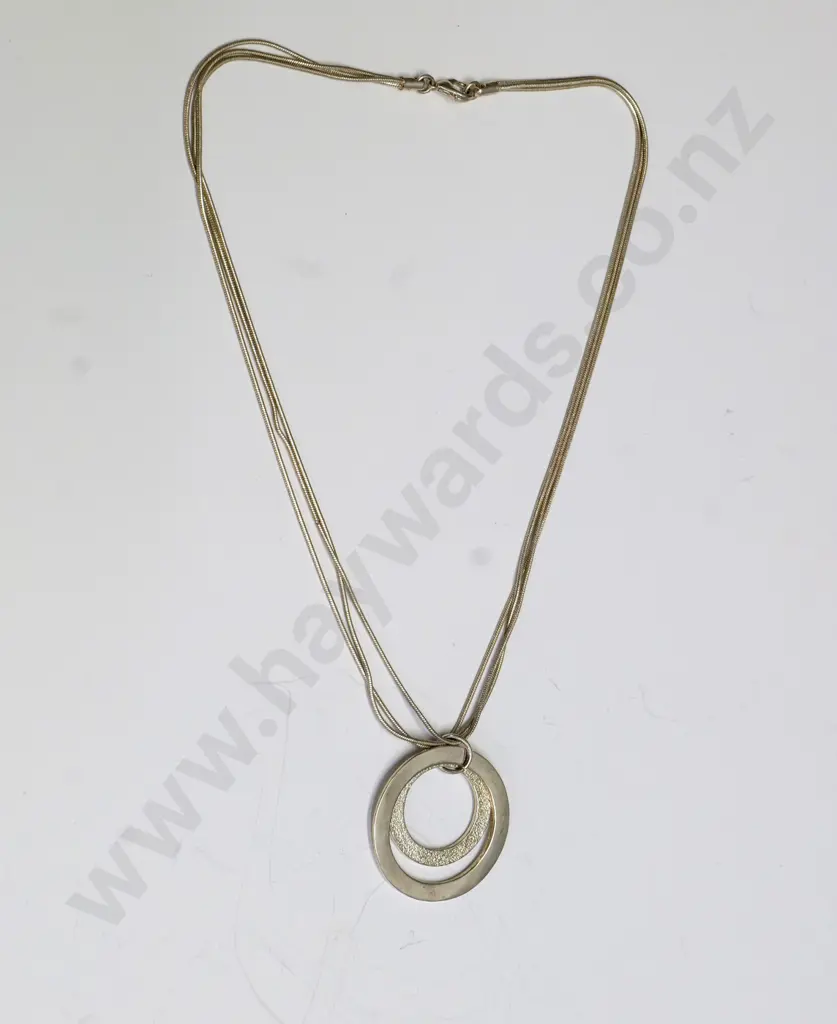 silver necklace stamped 925 Image 1++