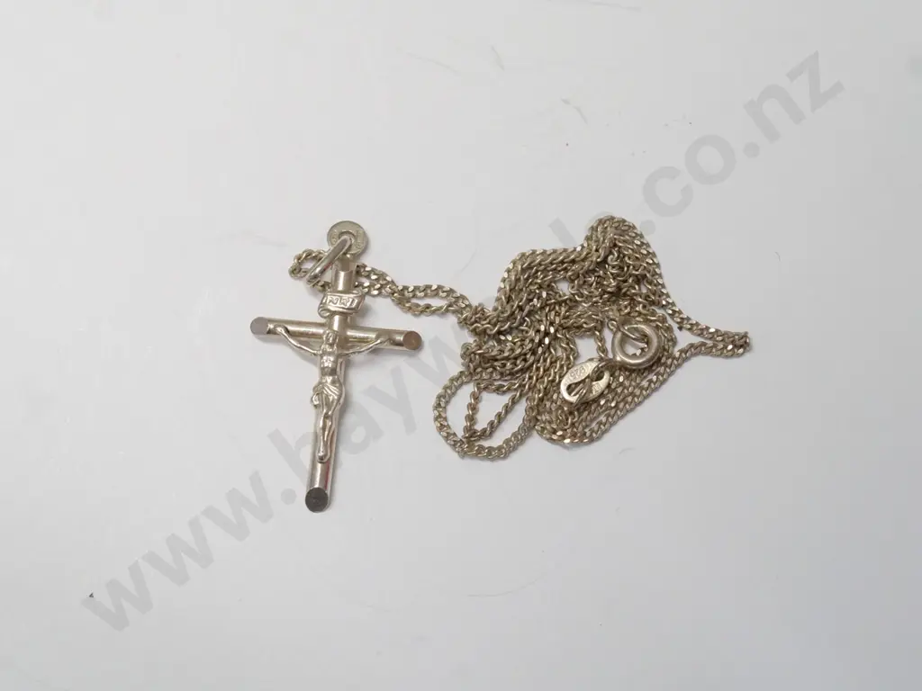 silver crucifix necklace stamped 925 Image 1++
