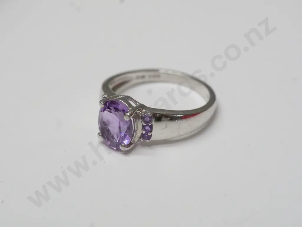 silver amethyst dress ring stamped 925 Image 1++
