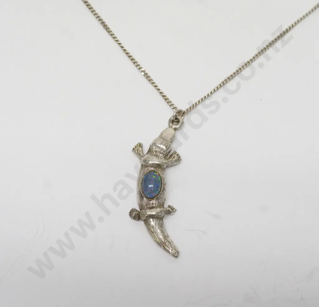 silver platypus with opal pendant chain stamped 925 Image 1++