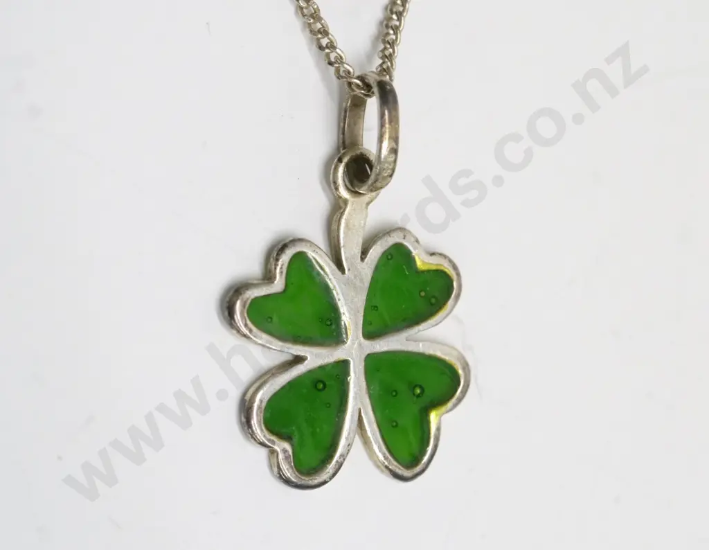 four leaf clover necklace chain stamped 925 Image 1++