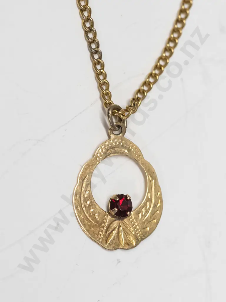 9ct garnet necklace stamped Image 1++