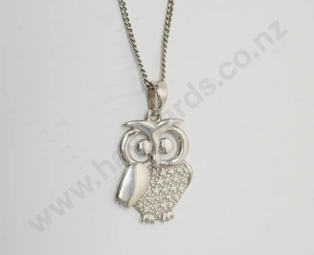 silver owl pendant stamped 925 Image 1++