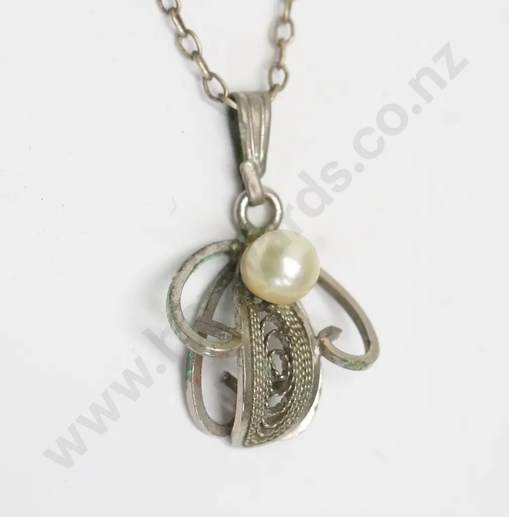 silver pearl necklace no mark Image 1++