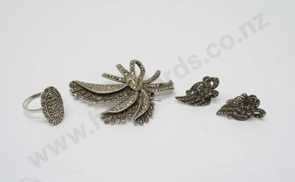 marcasite brooch, earrings & ring Image 1++