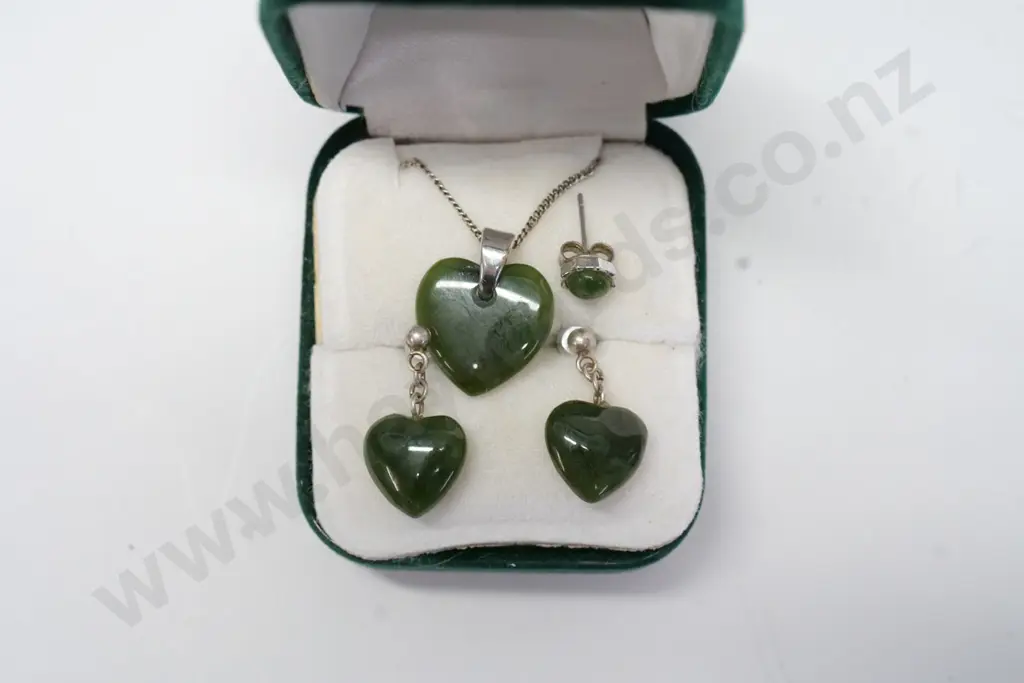 greenstone heart necklace [chain stamped  Italy], pr of greenstone heart earrings & single stud earring Image 1++