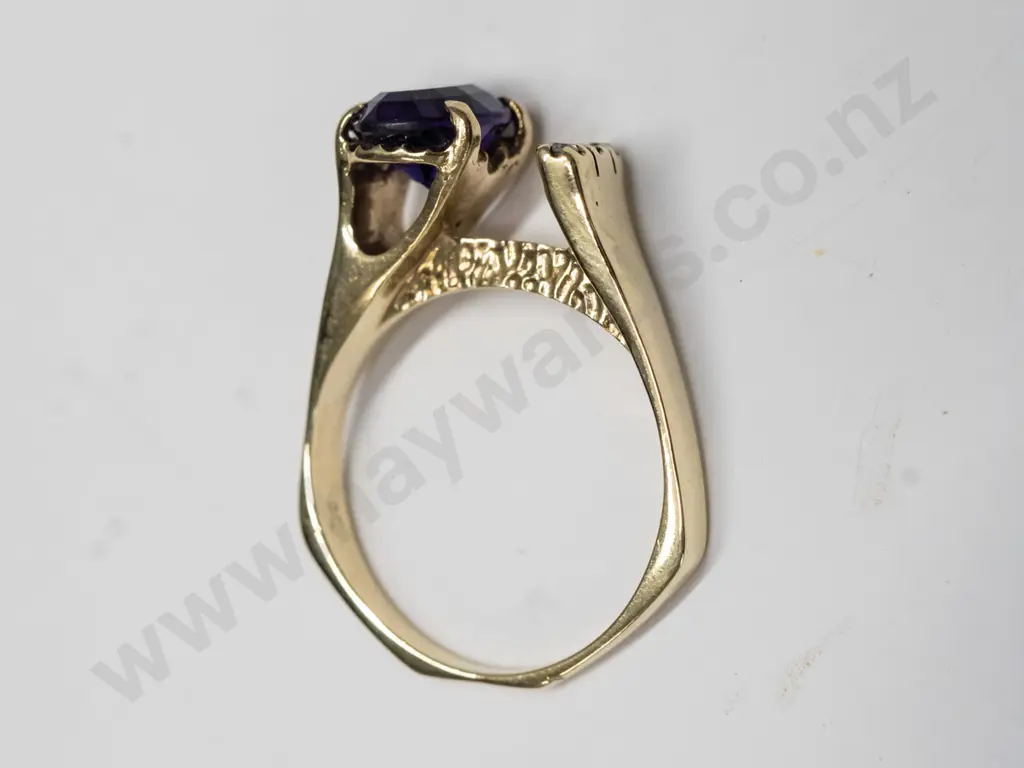amethyst & cz dress ring stamped 9ct Image 1++
