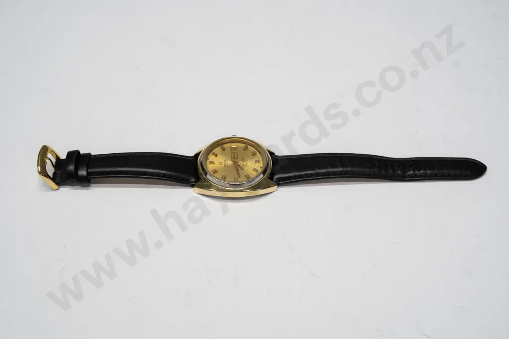 Omega Seamaster Cosmic 2000 watch - day, date, auto, 2 chips on dial securing pins, well worn on back Image 1++