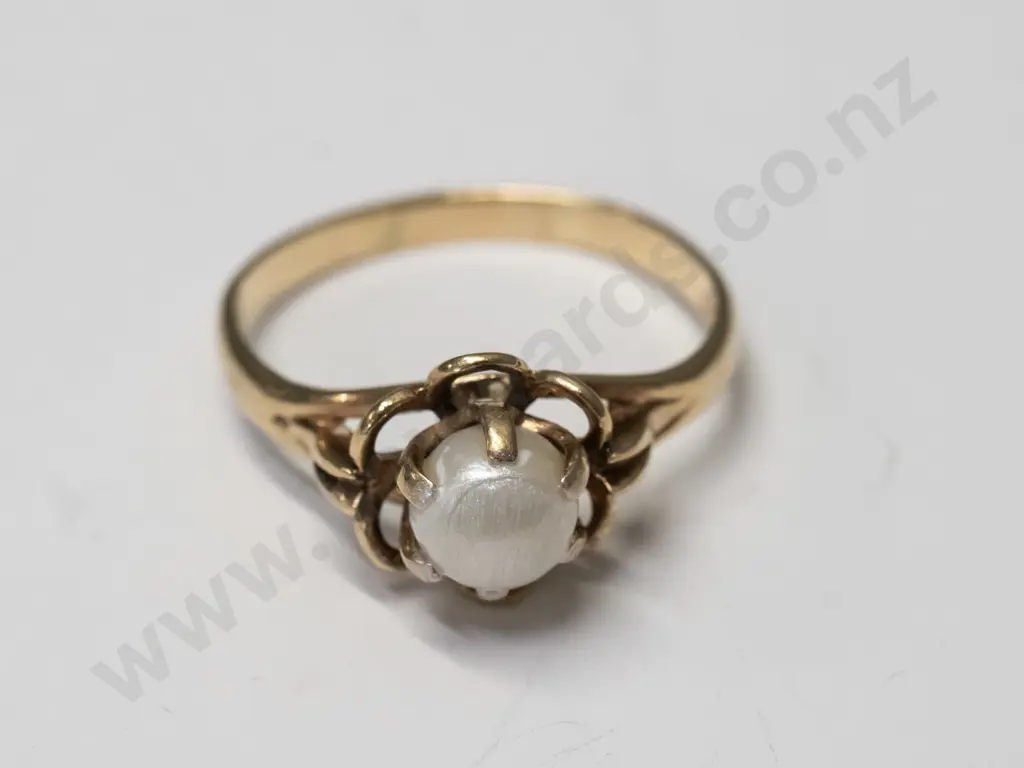 9ct dress ring Image 1++
