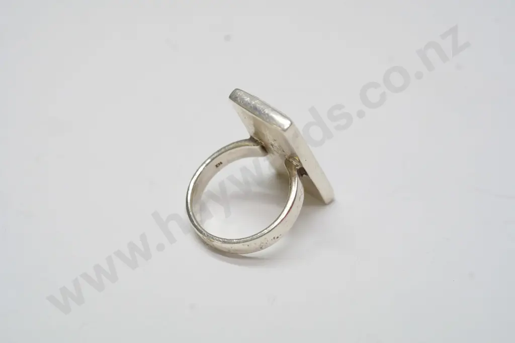 silver lapis ring stamped 925 Image 1++