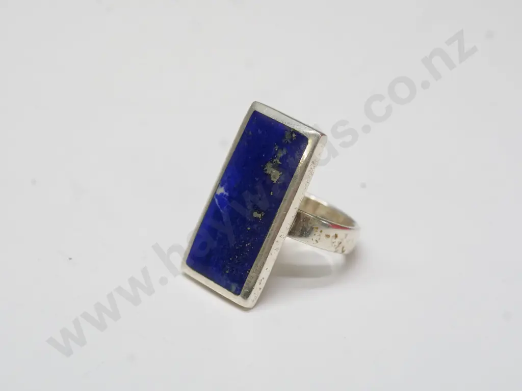 silver lapis ring stamped 925 Image 1++
