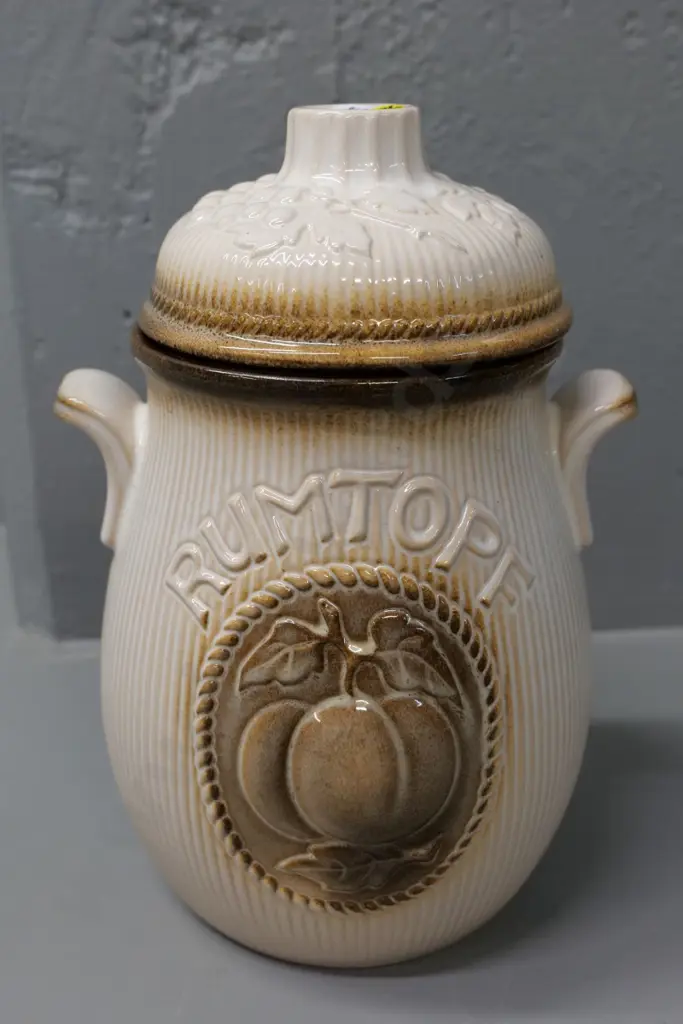 German pottery lidded Rumtopf pot H-300 Diameter 190 at widest Image 1++