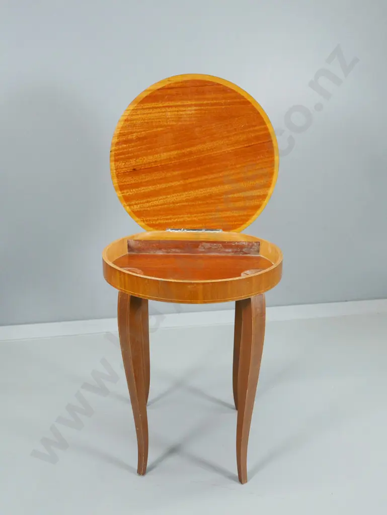 Italian Sorrento style marquetry musical table - no winding key, unknown working condition H-510 Diameter 410 Image 1++