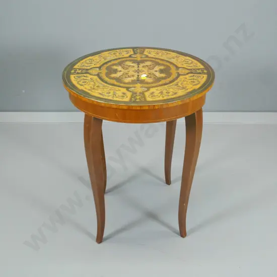 Italian Sorrento style marquetry musical table - no winding key, unknown working condition H-510 Diameter 410