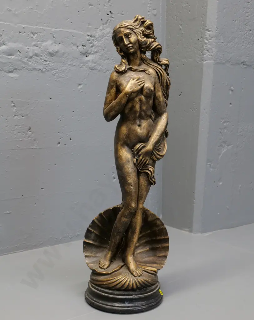 heavy composite Venus figure H-630 Image 1++
