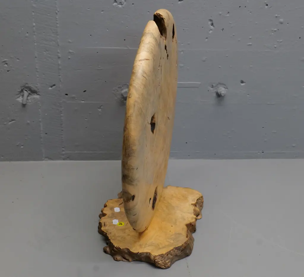 polished wood sculpture H-460 Diameter of disc 420 Image 1++