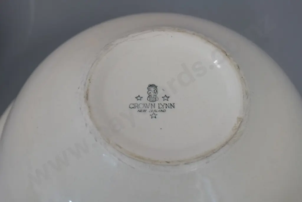 large Crown Lynn mixing bowl H-140 Diameter 320 Image 1++