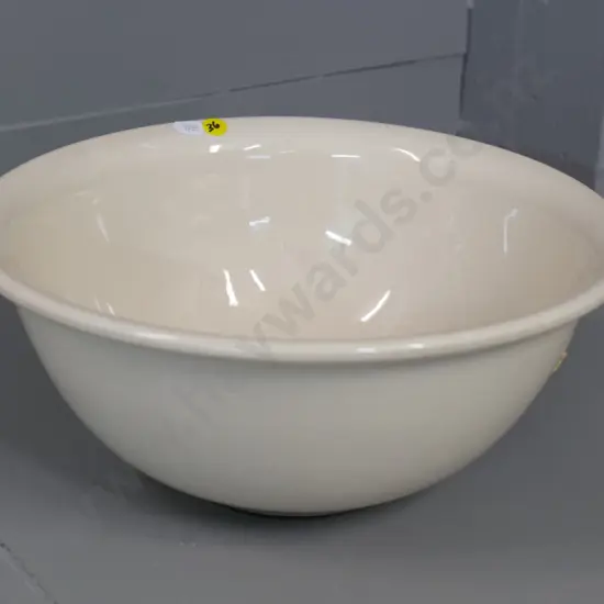 large Crown Lynn mixing bowl H-140 Diameter 320