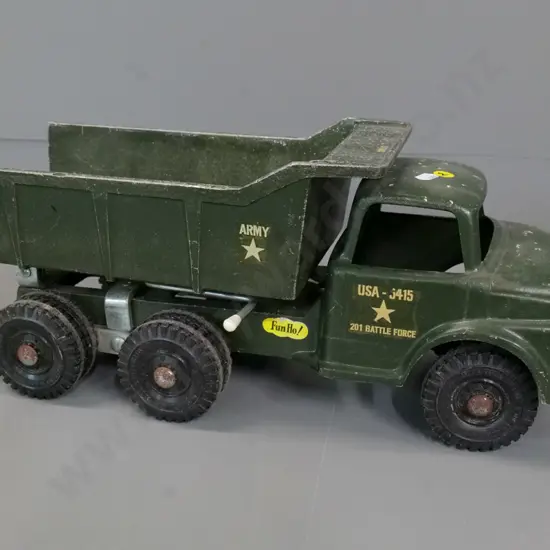 Waihi Tool & Die Company large cast metal US Army tip truck H-190 L-480