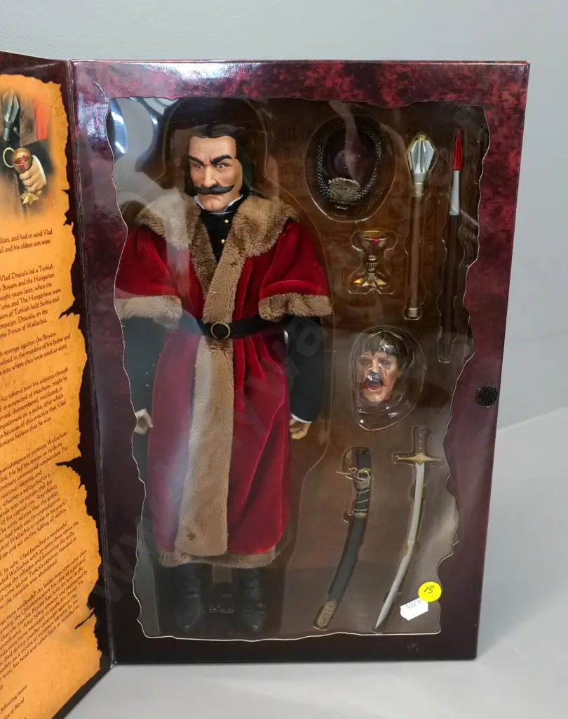 Sideshow Collectables 12" figure in original box - Vlad the Impaler Image 1++