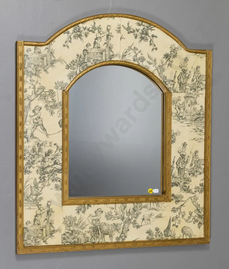 decorative wall mirror H-670 W-600 Image 1++